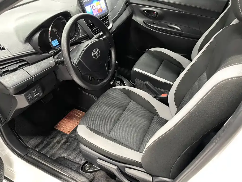 Toyota Yaris L 2021 из CN, фото 8