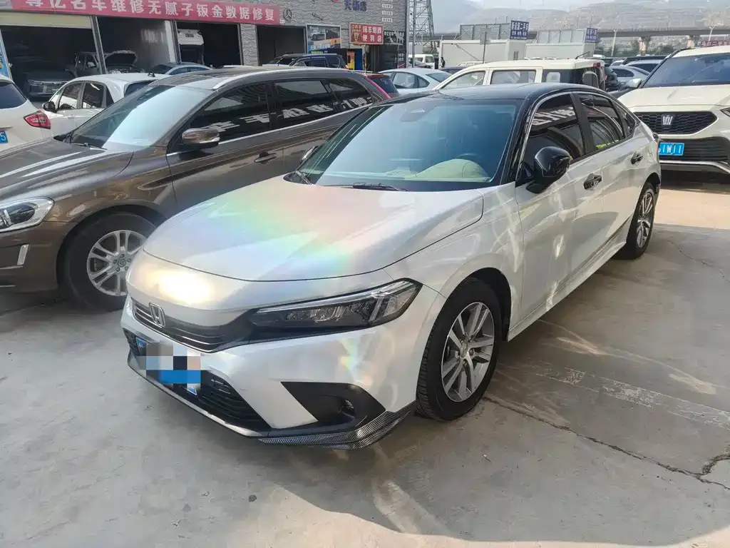 Honda Civic — фото 1