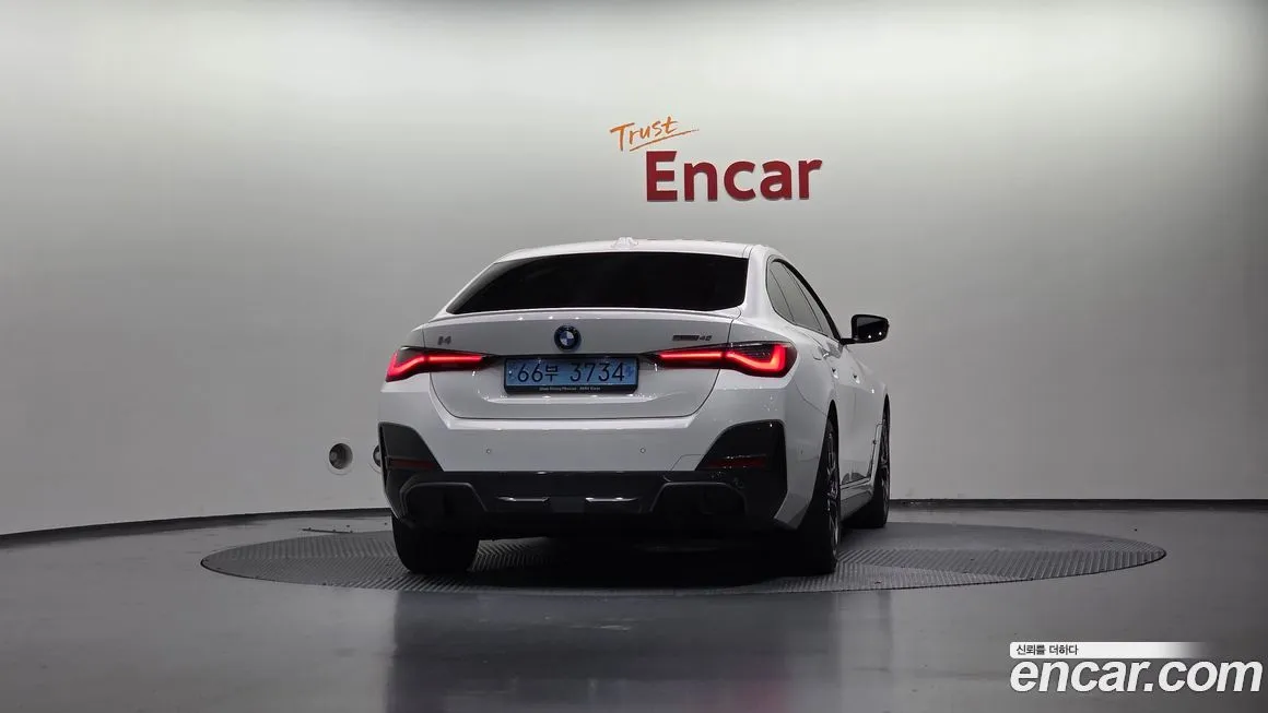 BMW i4 2023 из KR, фото 4