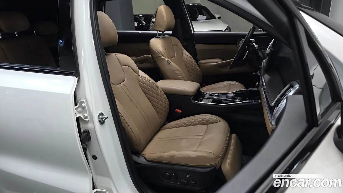 Kia Sorento — фото 10