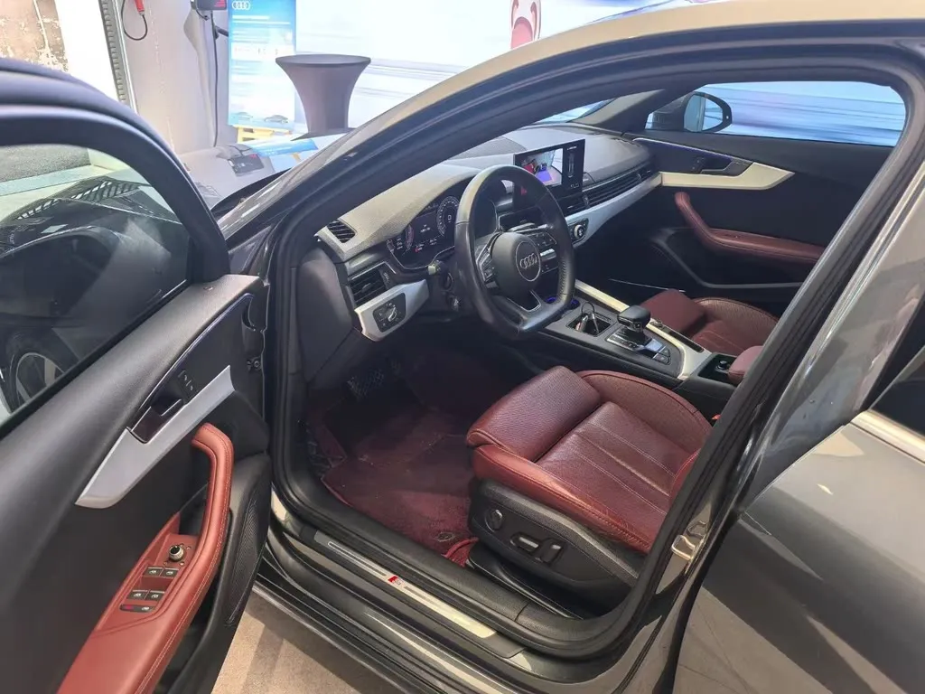 Audi A4L 2022 из CN, фото 7