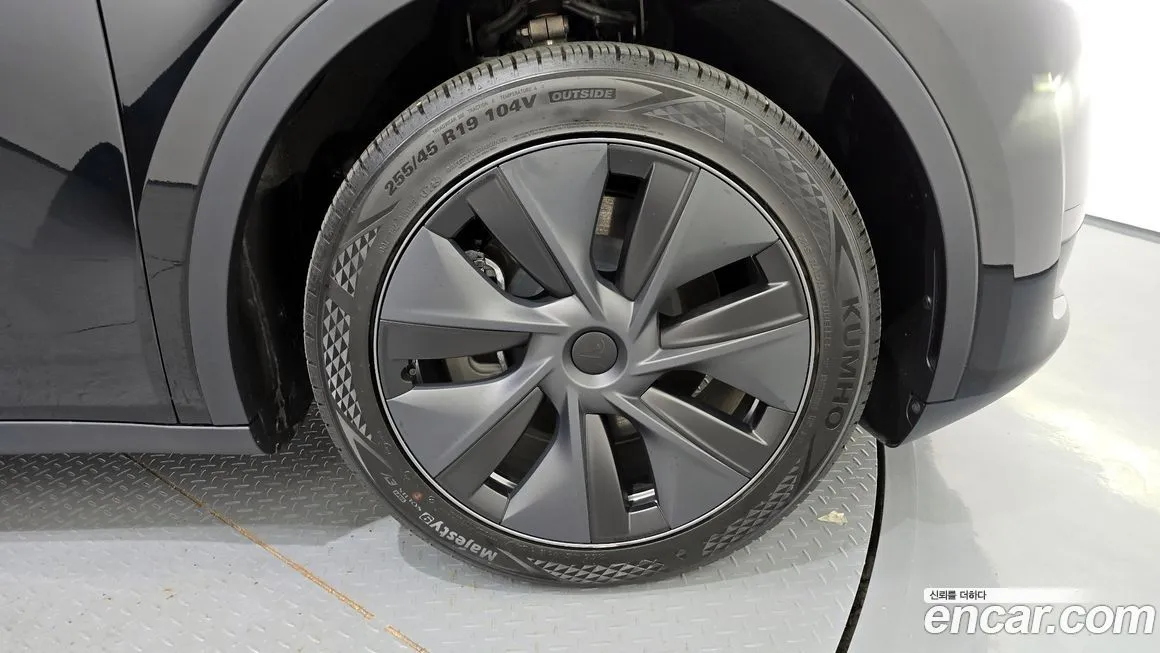 Tesla Model Y 2024 из KR, фото 5
