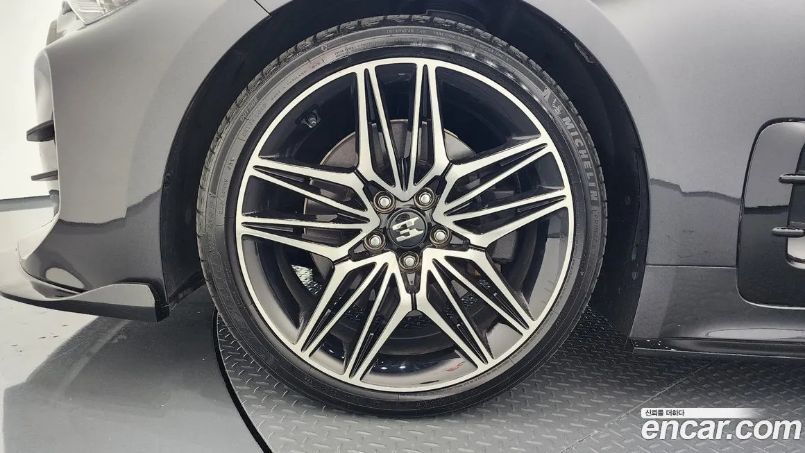 Kia Stinger 2023 из KR, фото 5