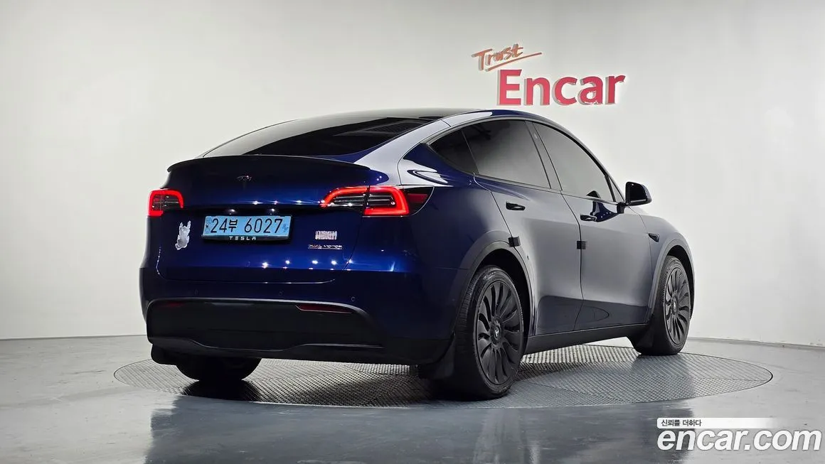 Tesla Model Y — фото 2