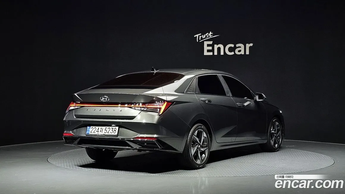 Hyundai AVANTE — фото 2