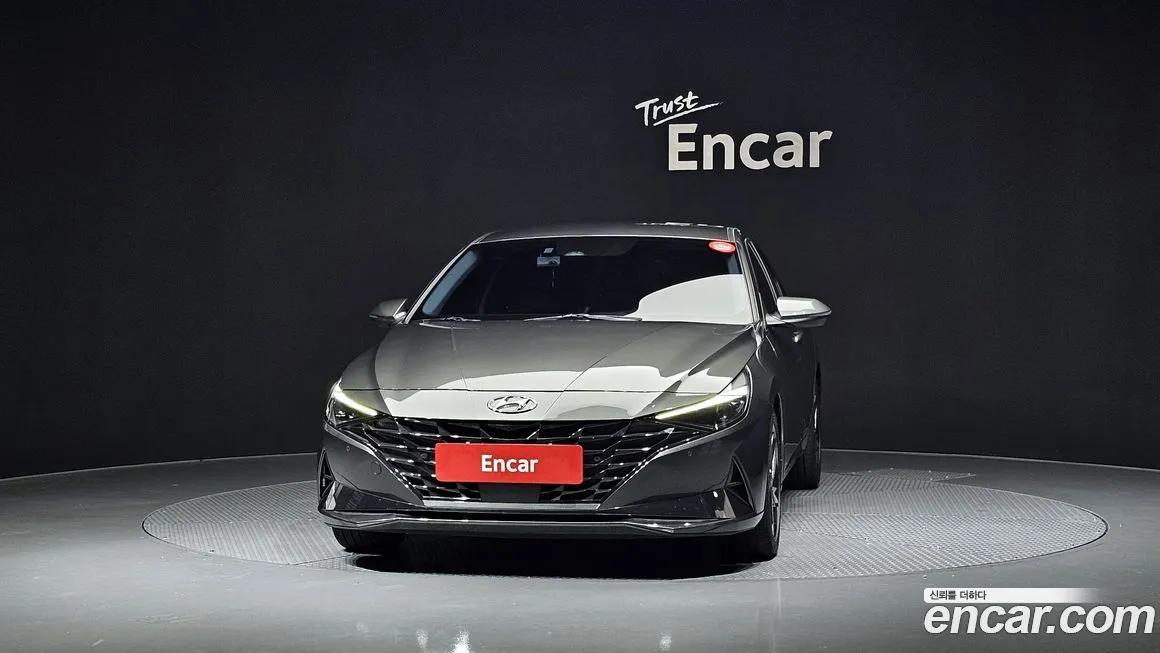 Hyundai AVANTE — фото 3