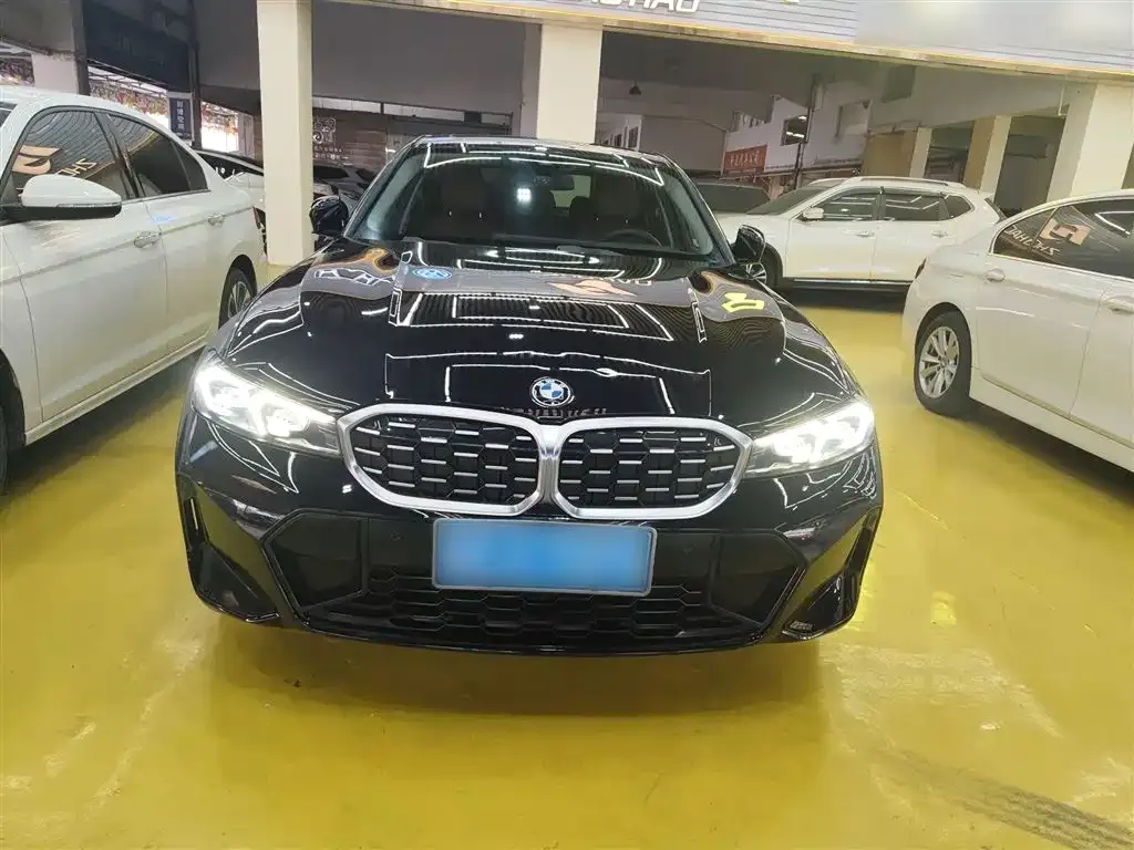 BMW 3 Series 2023 из CN, фото 7