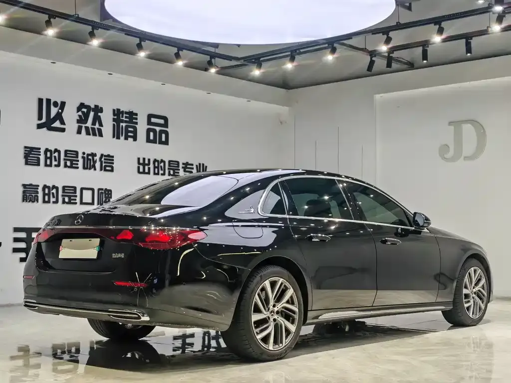 Mercedes-Benz E-Class 2024 из CN, фото 4