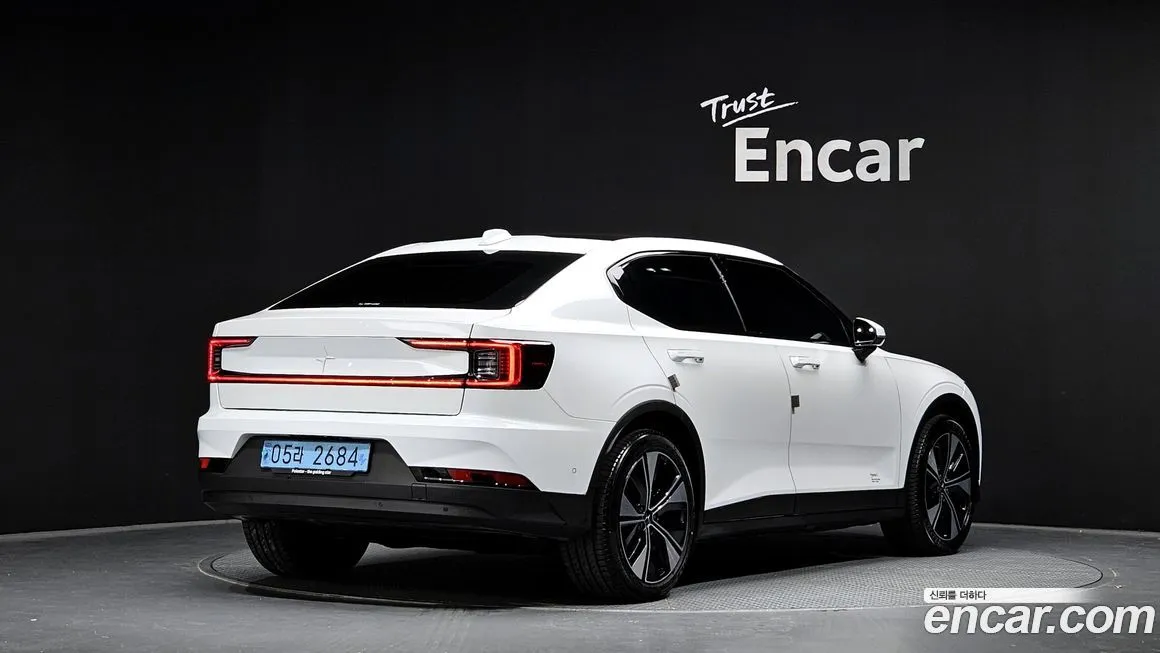 Polestar Polestar 2 — фото 2