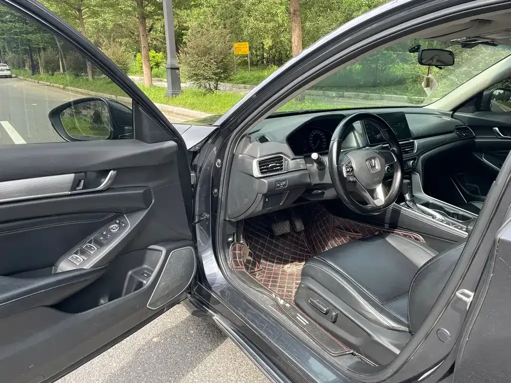 Honda Accord 2022 из CN, фото 7