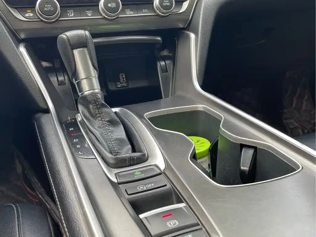 Honda Accord 2022 из CN, фото 8