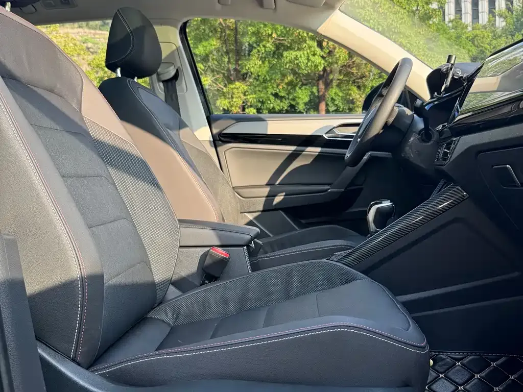 Volkswagen Tayron 2021 из CN, фото 10