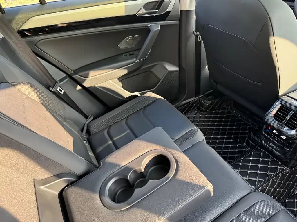 Volkswagen Tayron 2021 из CN, фото 7