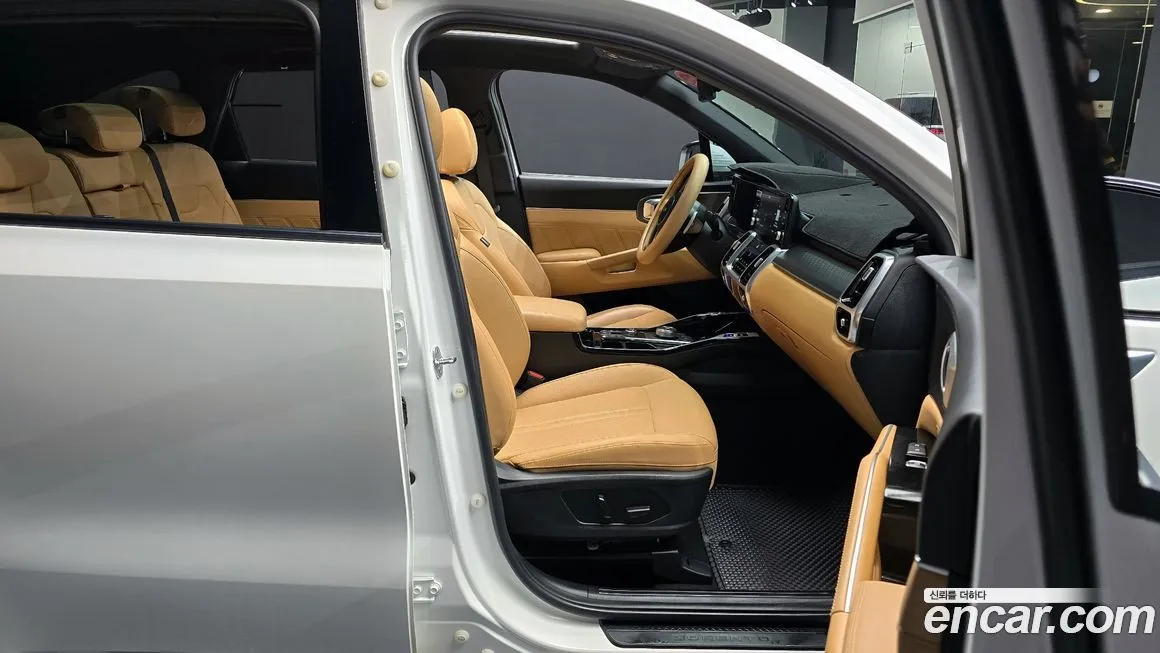 Kia Sorento — фото 10