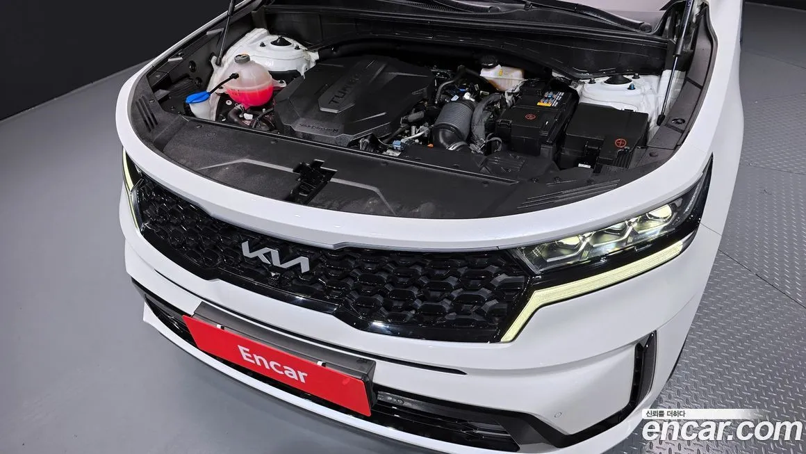 Kia Sorento — фото 6