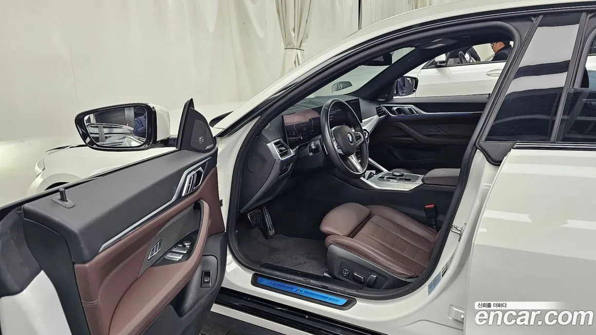 BMW 4-Series 2024 из KR, фото 10