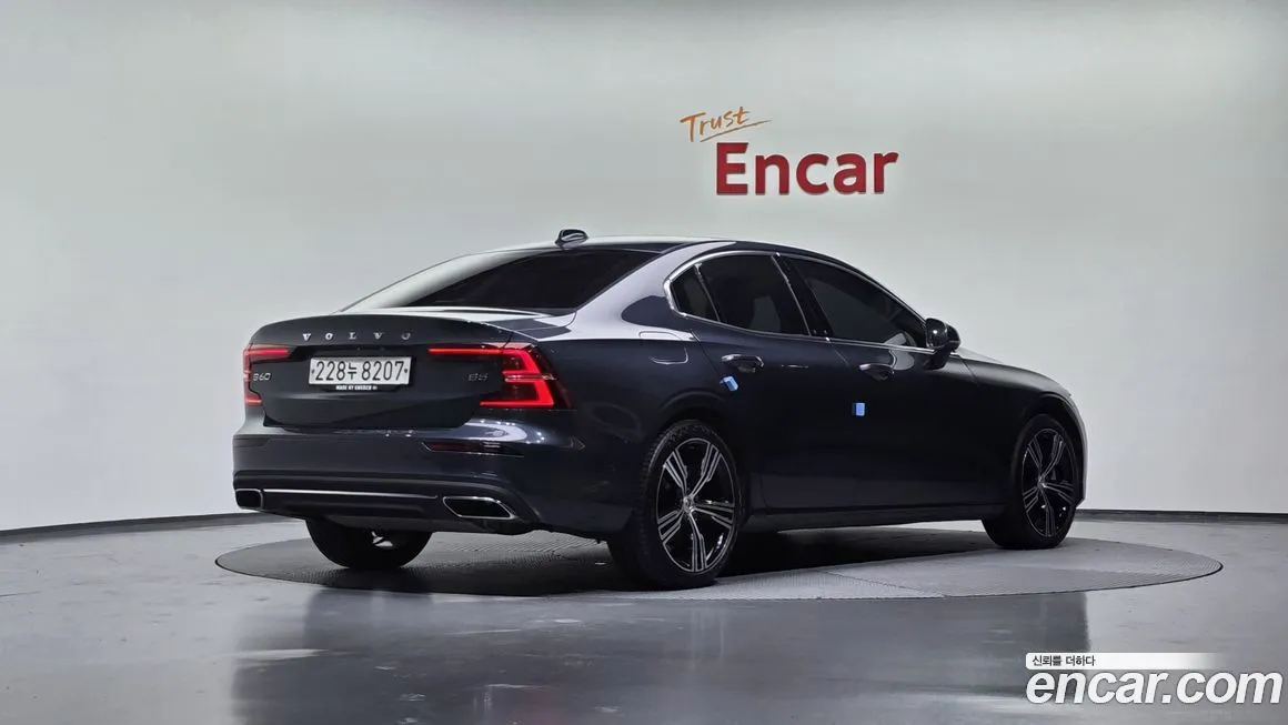Volvo S60 2021 из KR, фото 2