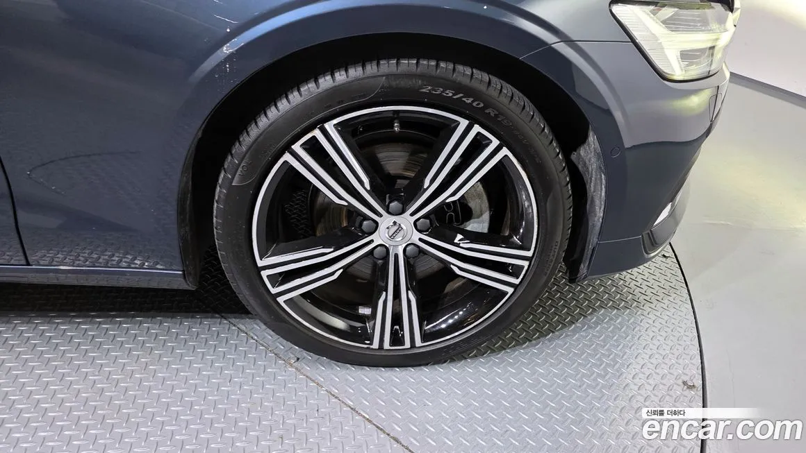 Volvo S60 2021 из KR, фото 5
