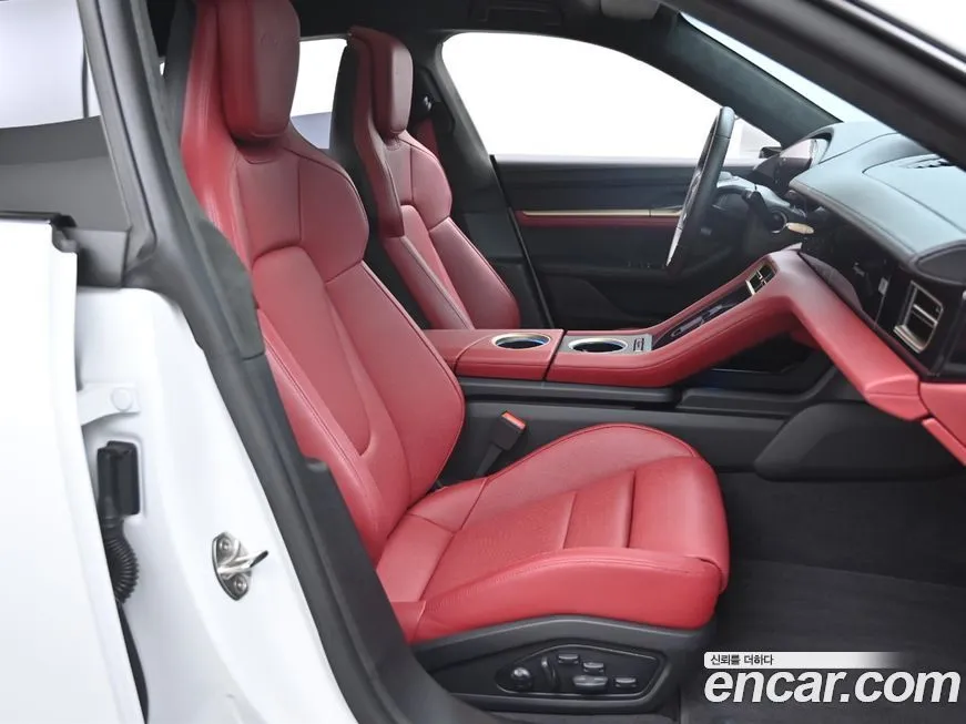 Porsche Taycan 2024 из KR, фото 10
