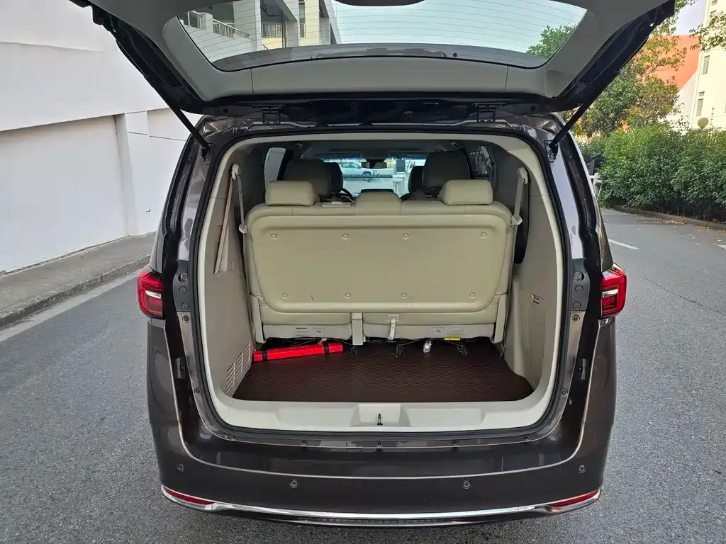 Buick GL8 2024 из CN, фото 8