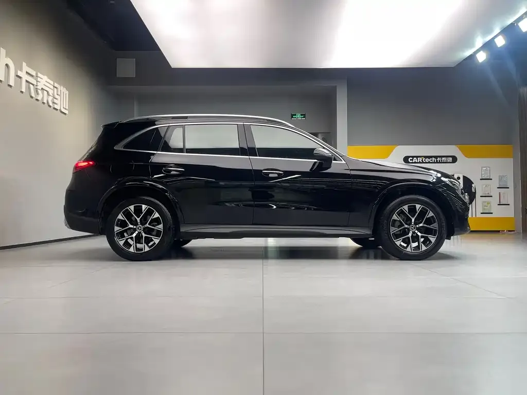 Mercedes-Benz GLC 2023 из CN, фото 7