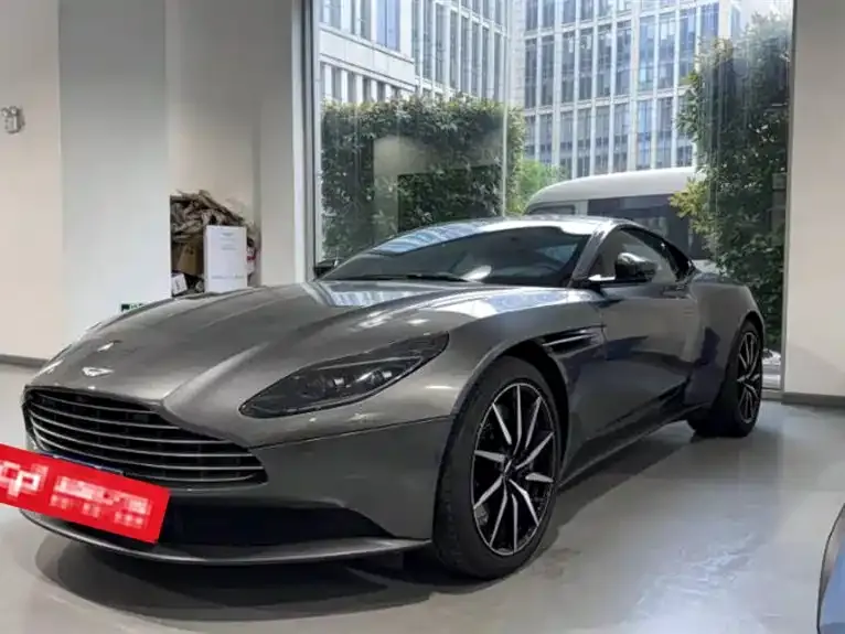 Aston Martin DB11 2022 из CN, фото 1