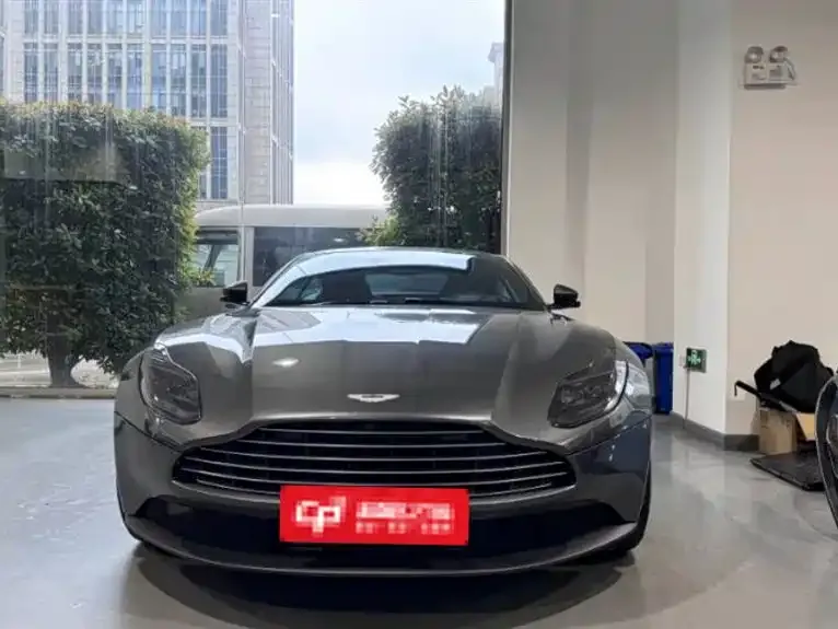 Aston Martin DB11 2022 из CN, фото 2