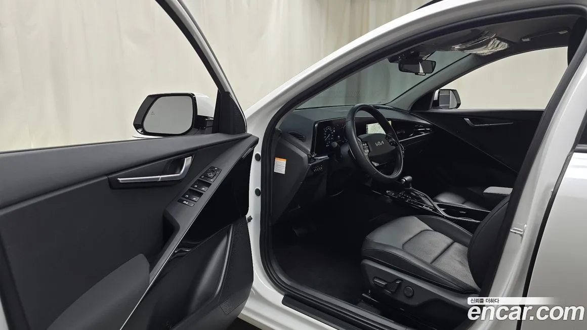 Kia Niro 2023 из KR, фото 10