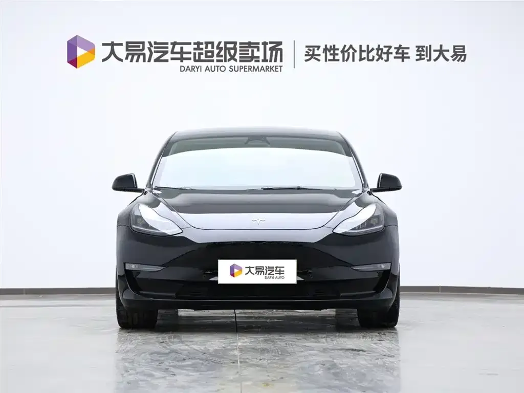 Tesla Model 3 — фото 2