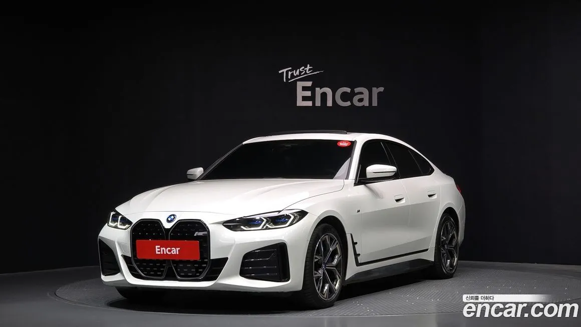 BMW i4 2023 из KR, фото 1