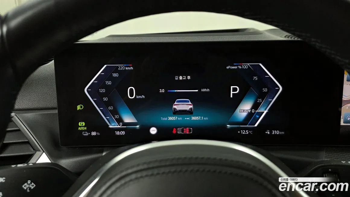 BMW i4 2023 из KR, фото 8
