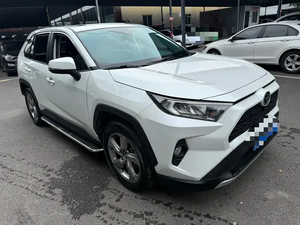 Toyota RAV4 2021 из CN, фото 3