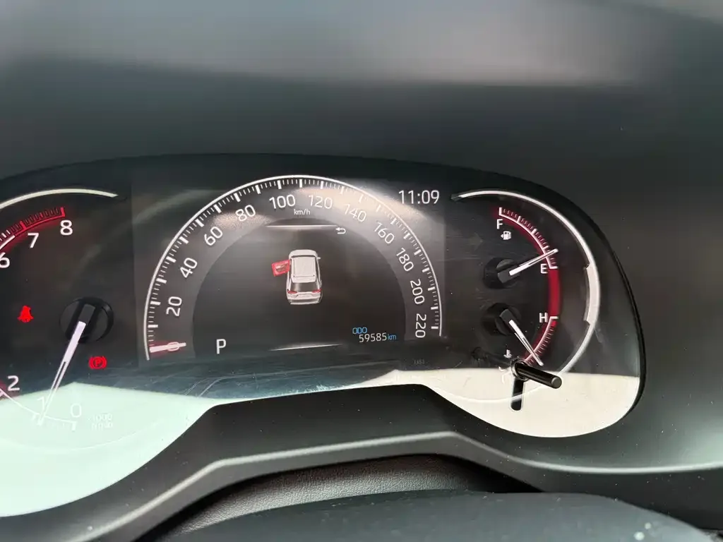 Toyota RAV4 2021 из CN, фото 6