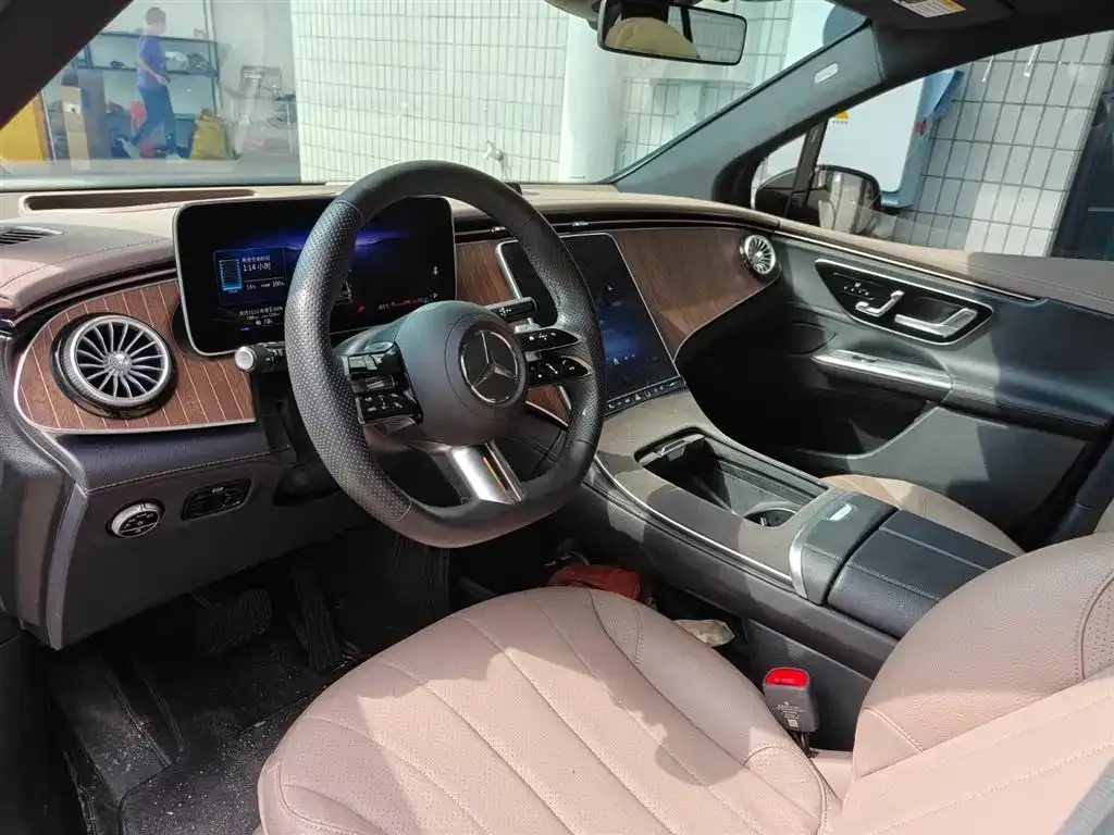 Mercedes-Benz EQE SUV 2024 из CN, фото 7