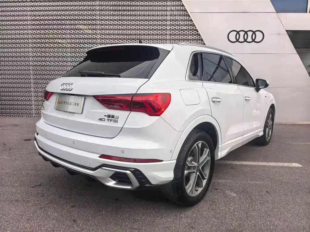 Audi Q3 2024 из CN, фото 6