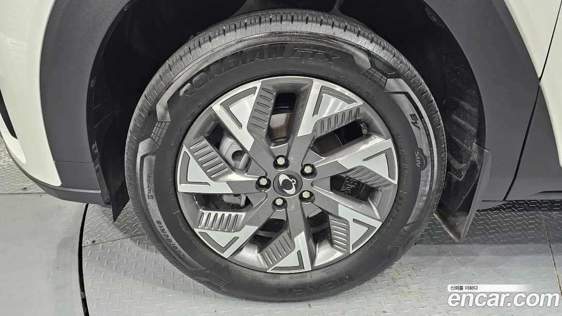 KG Mobility (Ssangyong) Torres 2024 из KR, фото 5
