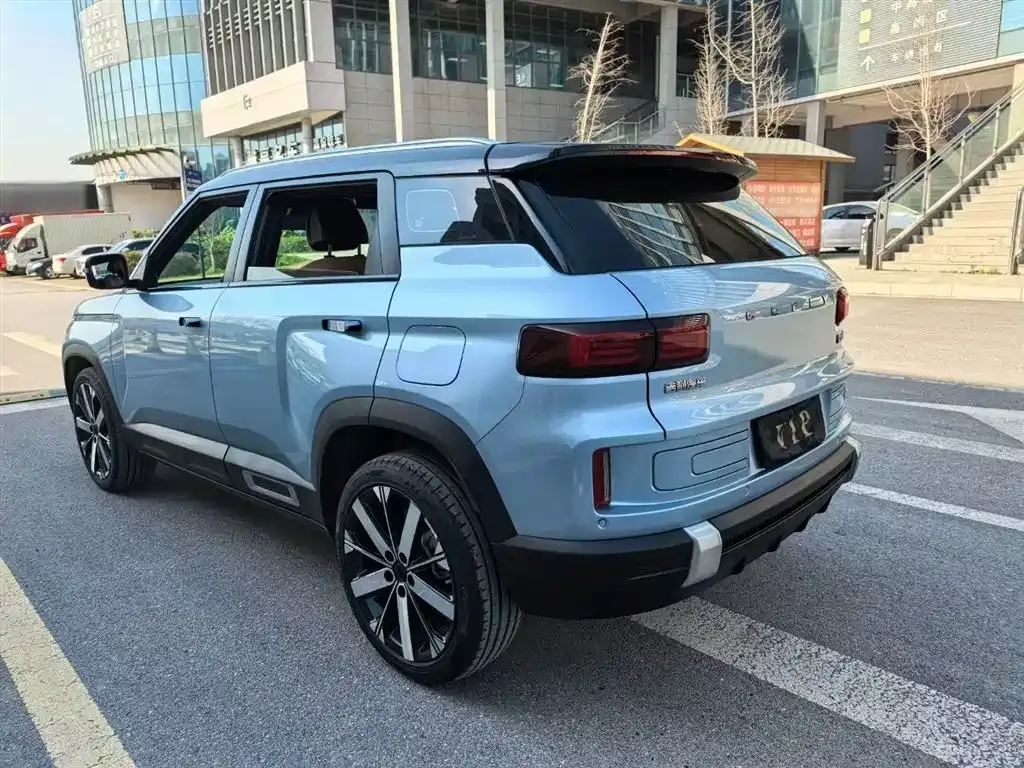 Geely Icon — фото 10
