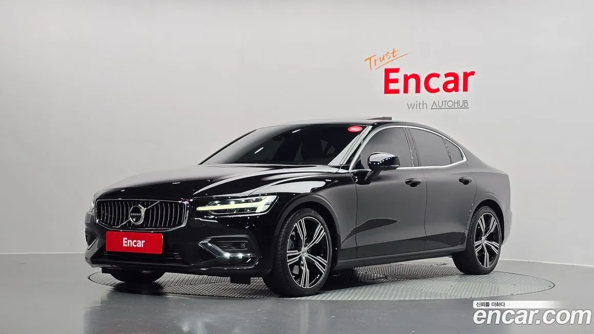 Volvo S60 2022 из KR, фото 1
