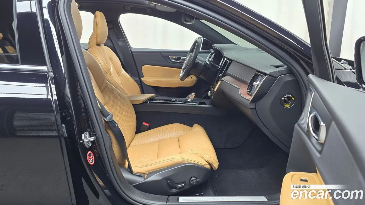 Volvo S60 2022 из KR, фото 10