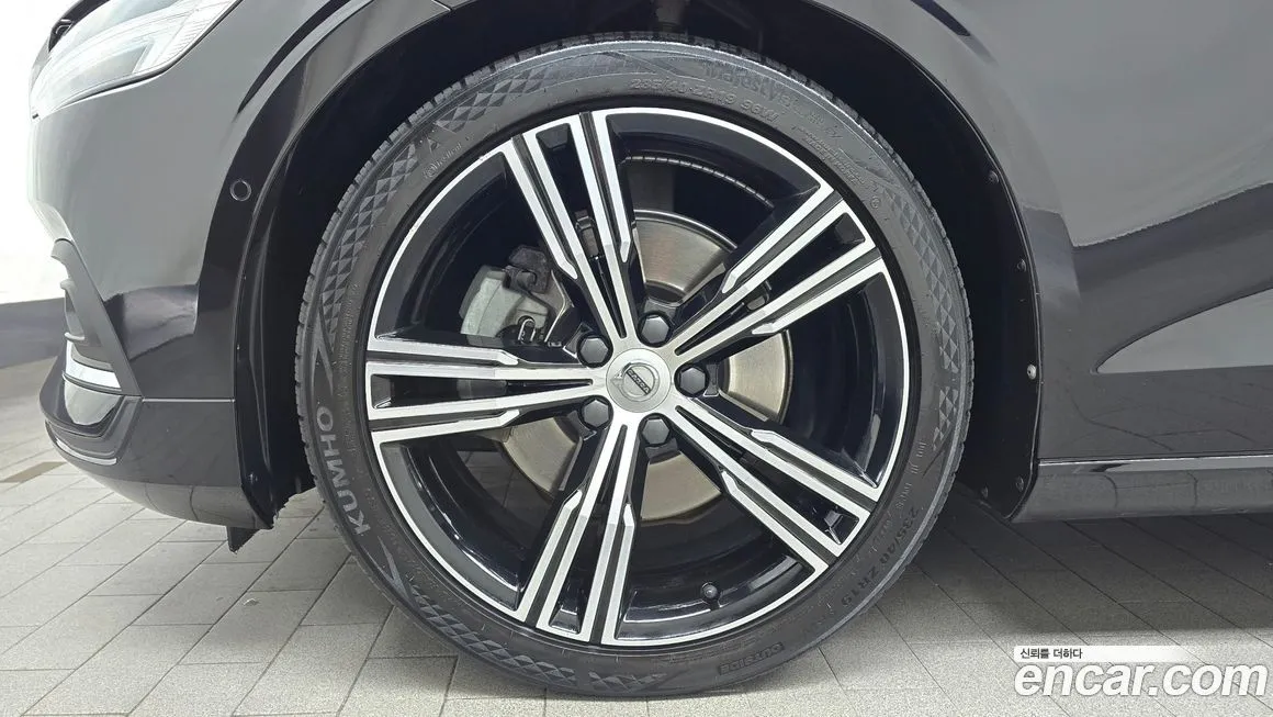 Volvo S60 2022 из KR, фото 5