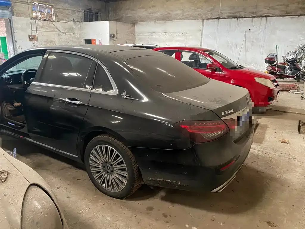 Mercedes-Benz E-Class 2022 из CN, фото 3