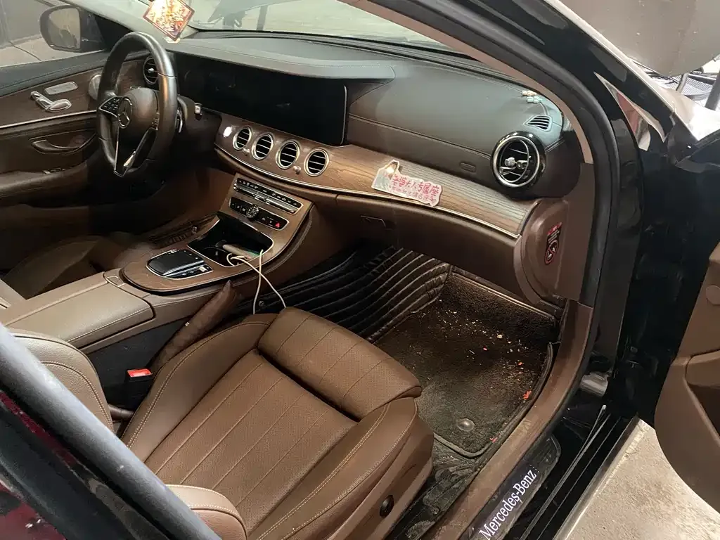 Mercedes-Benz E-Class 2022 из CN, фото 4