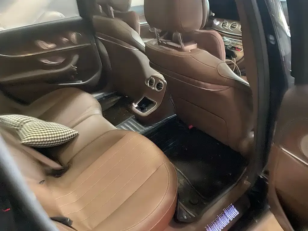 Mercedes-Benz E-Class 2022 из CN, фото 5