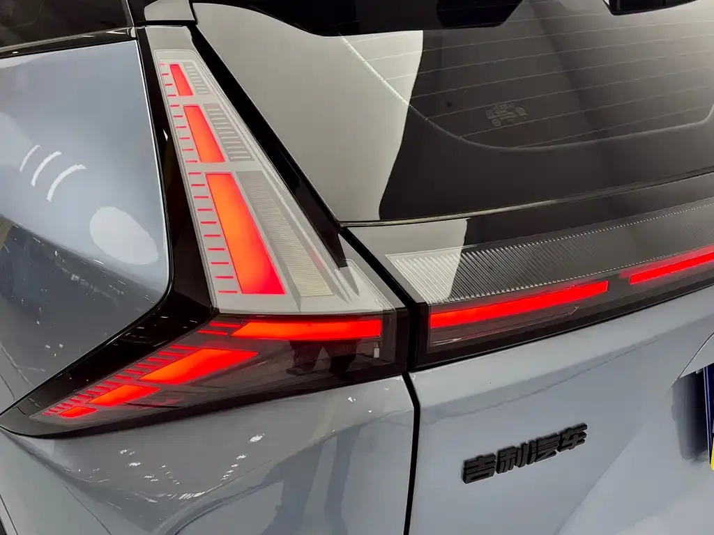 Geely Boyue 2024 из CN, фото 8
