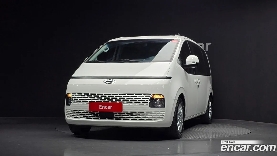 Hyundai Staria — фото 3