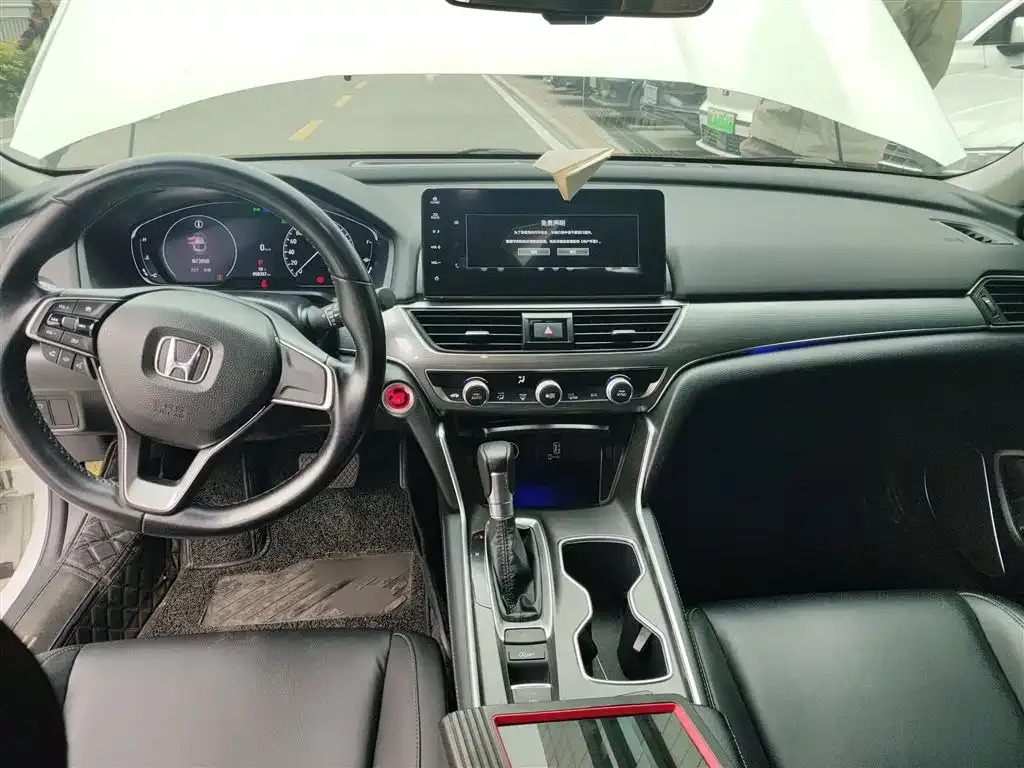 Honda Accord 2022 из CN, фото 10