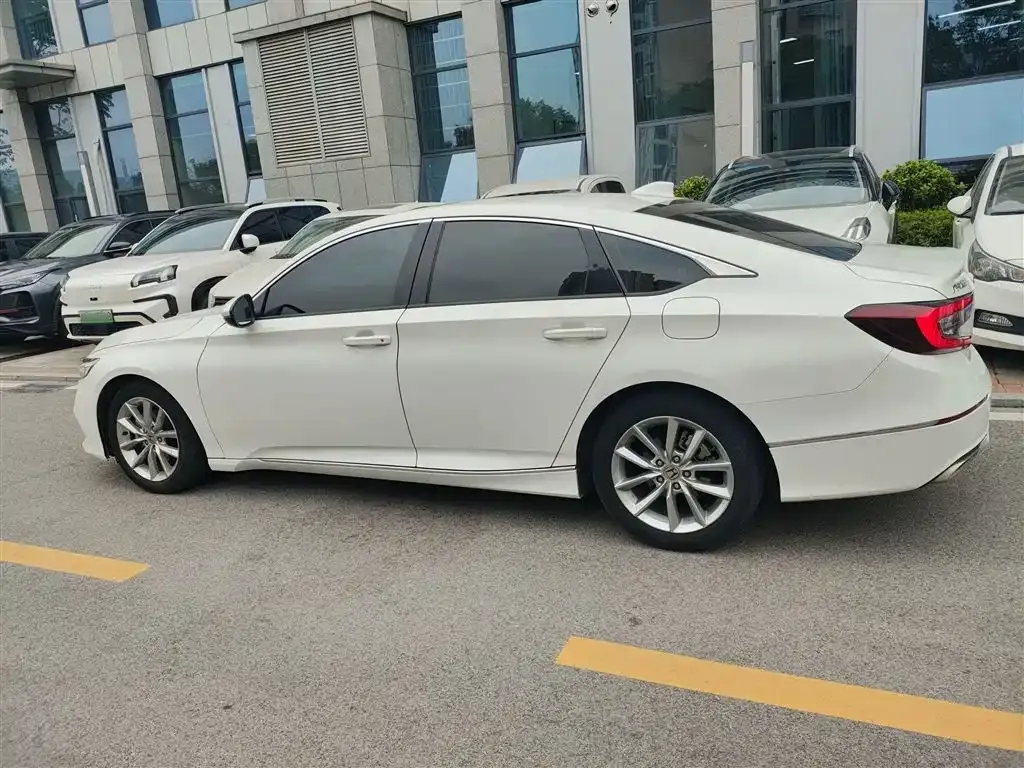 Honda Accord 2022 из CN, фото 5