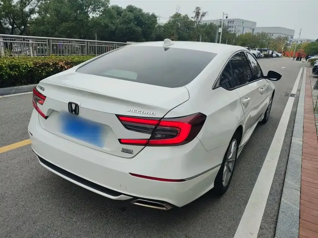 Honda Accord 2022 из CN, фото 7
