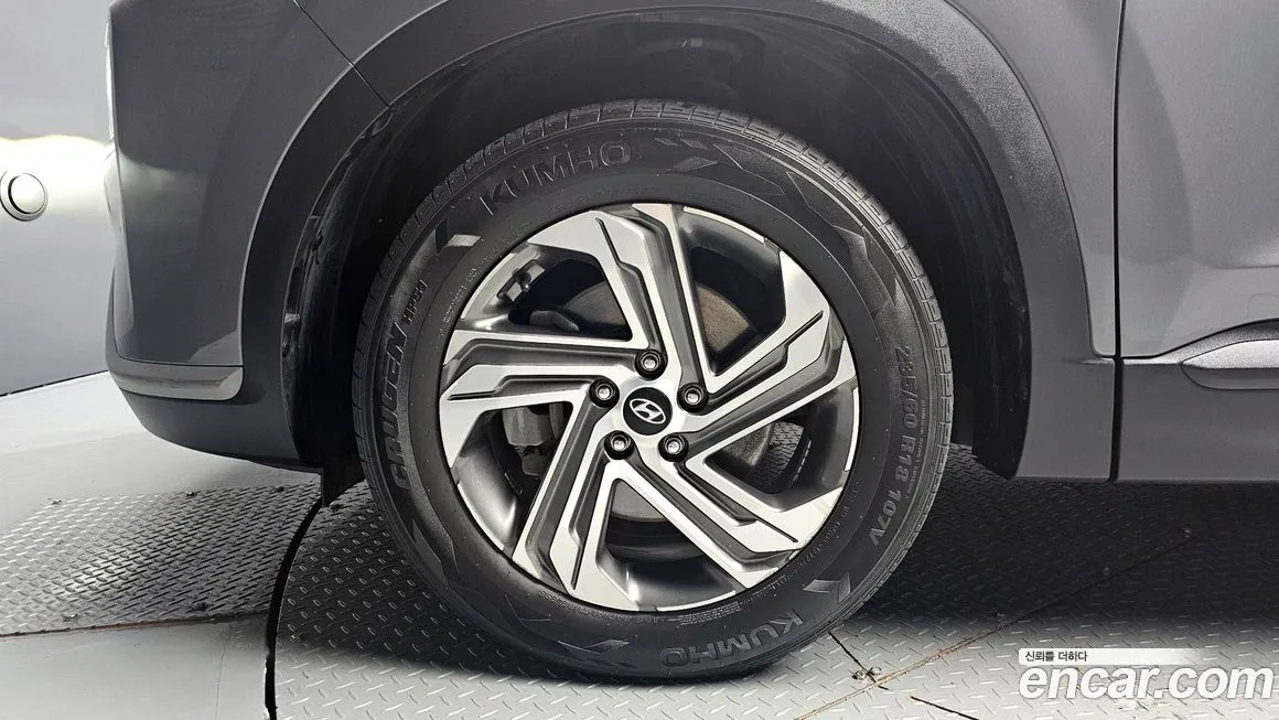Hyundai Santafe — фото 5
