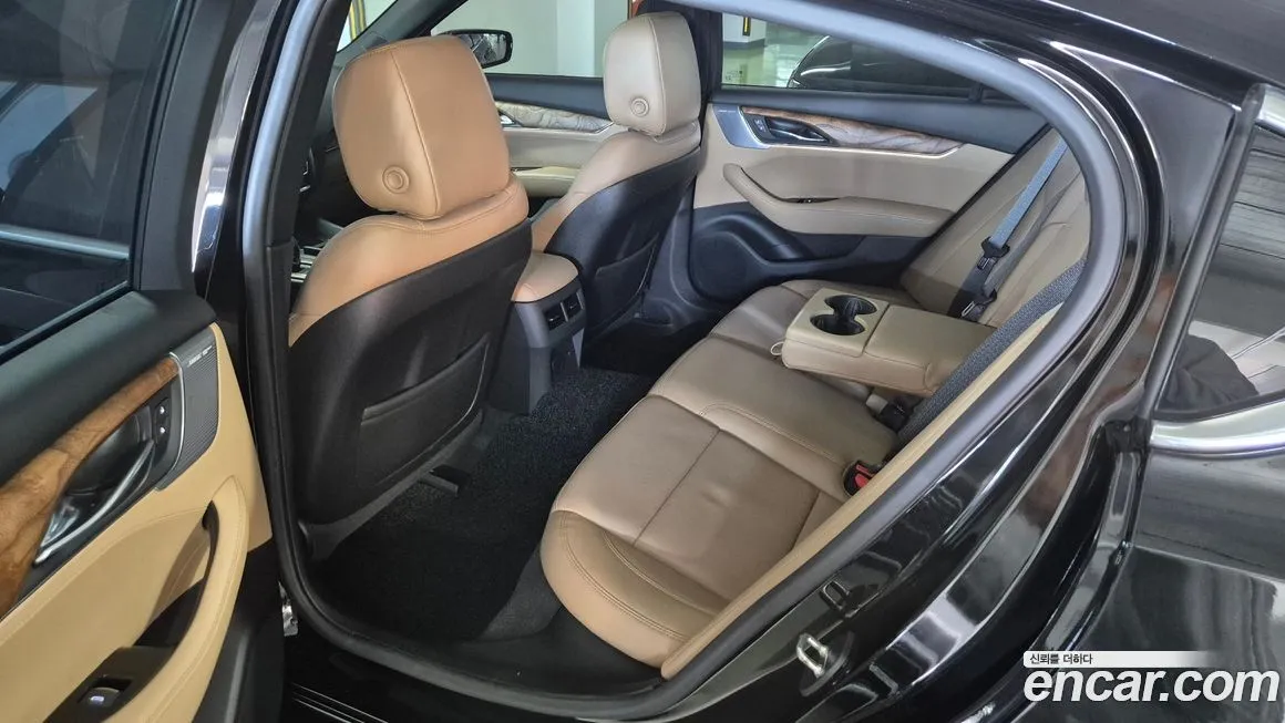 Cadillac CT5 2023 из KR, фото 10